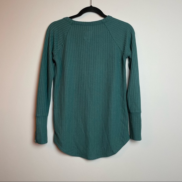 Chaser long sleeve top - Picture 5 of 5